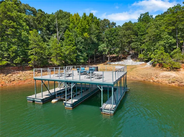 310 Perry Cir, Townville, SC 29689