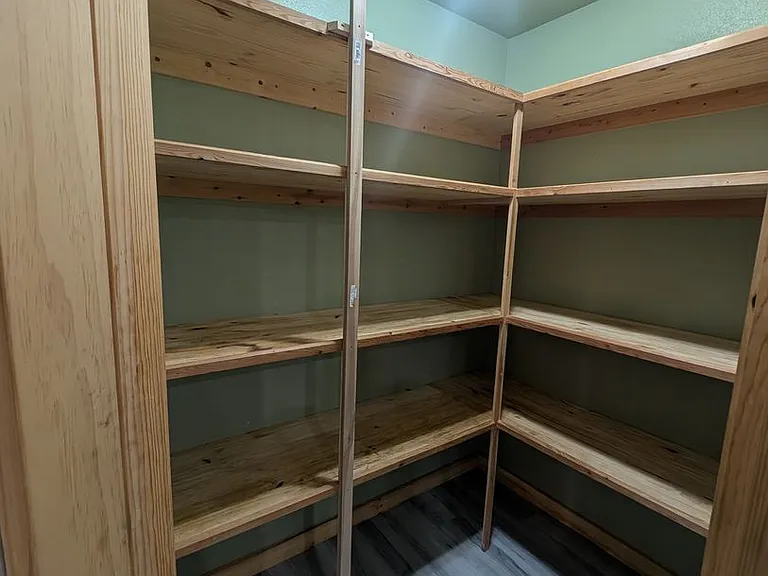 81 Moose Jaw Ln — Photo 12