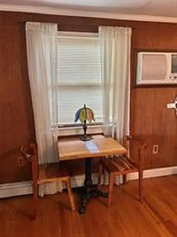 43 Totten Pl #1 — Photo 4