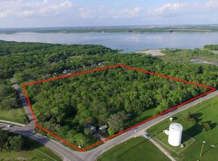 6239 Pinnacle Pt, Johnston, IA 50131