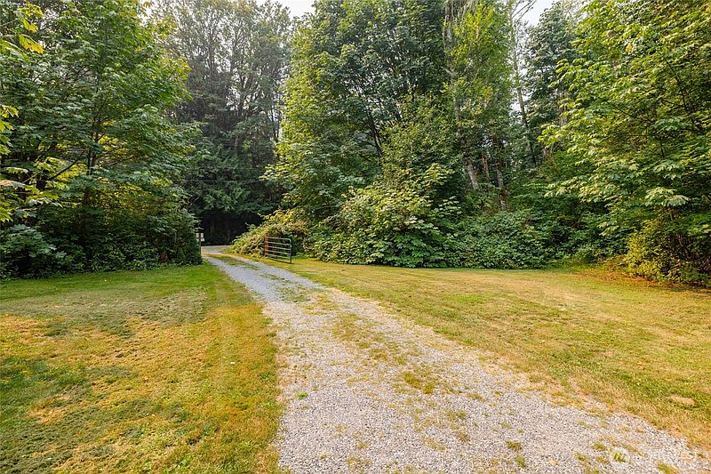 4th image of 59741 Rockport Cascade Road