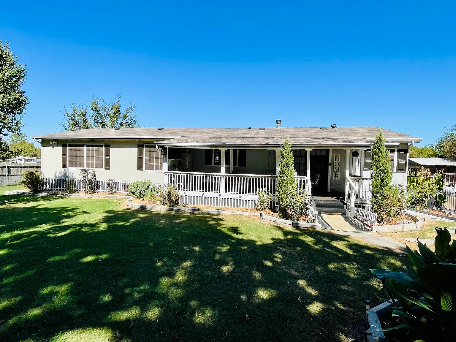 7401 FM 3136 — Photo 1