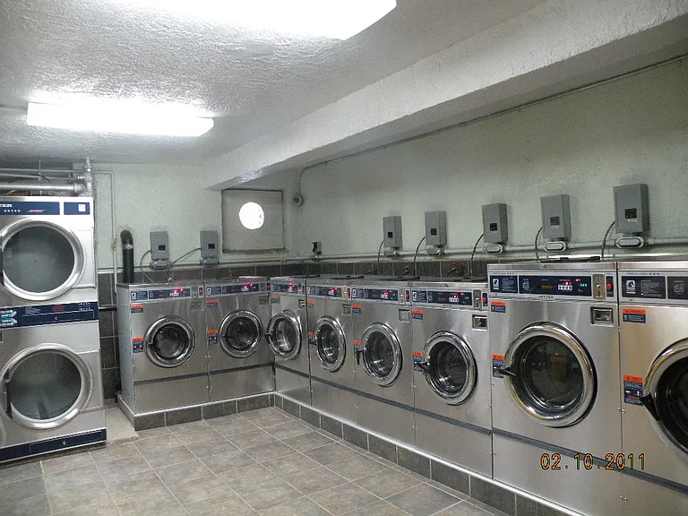 80-09 35th Ave #B6 — Photo 21
