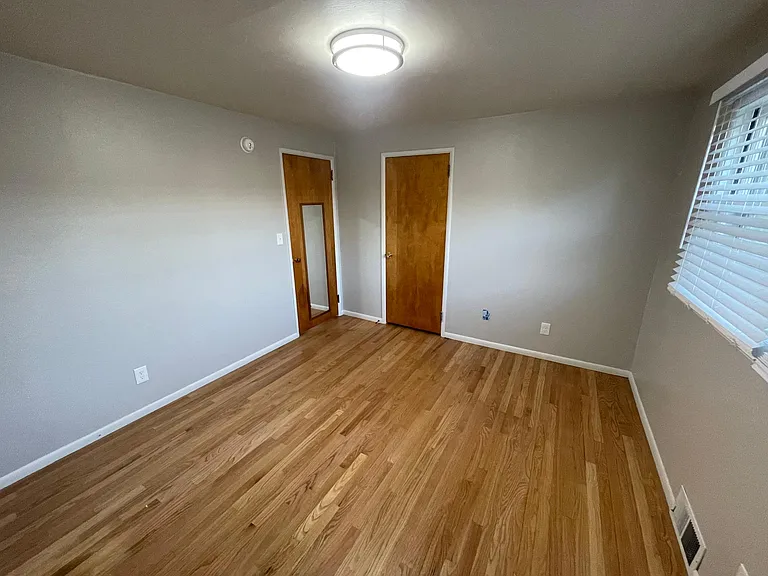 1101 S Madison St #A — Photo 15