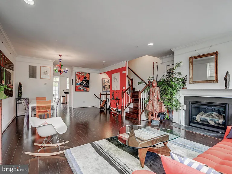 124 Meridian Ln — Photo 12