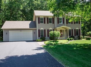 940 Allegro Dr, Webster, NY 14580