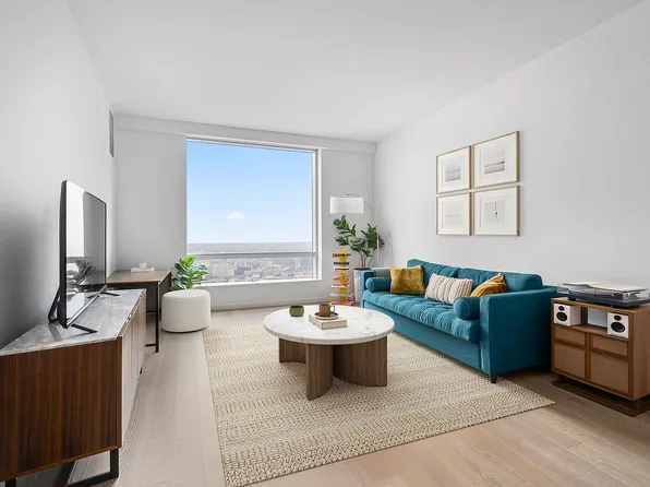 1 City Point APT 46F, Brooklyn, NY 11201