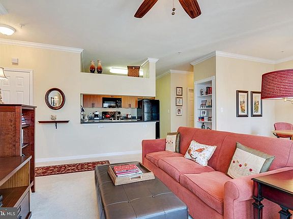3rd image of 19605 Galway Bay Cir APT 202