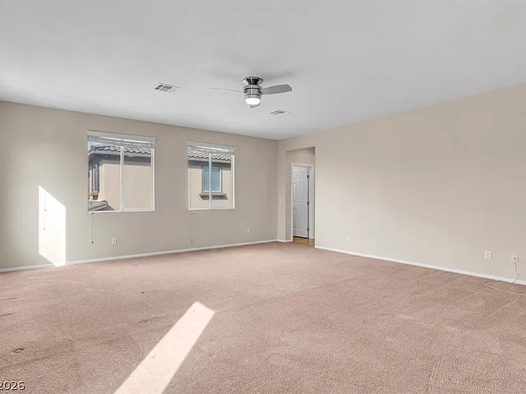 7658 Engleberg Ave — Photo 13