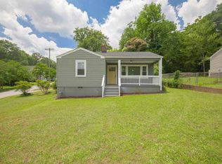 210 Griffin Dr, Greenville, SC 29607