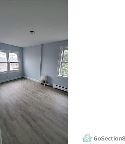 1st image of 113 Oliver Ave #1C