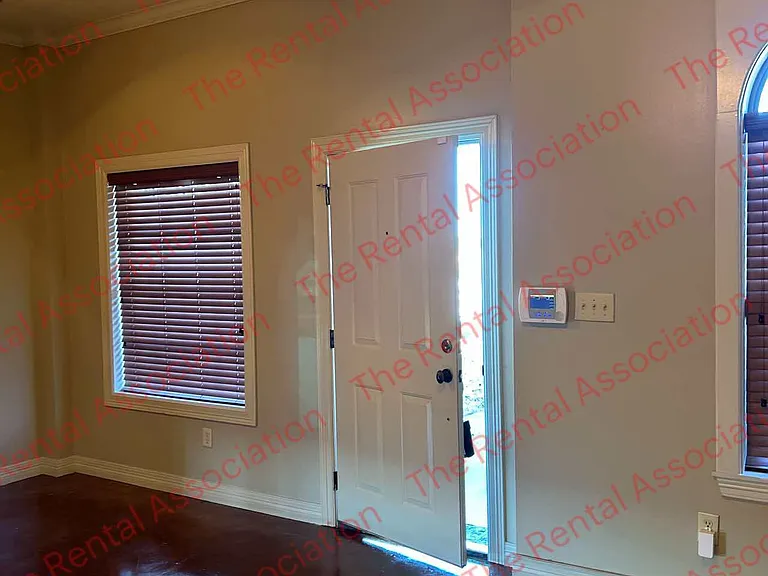 120 Church St #5 — Photo 7
