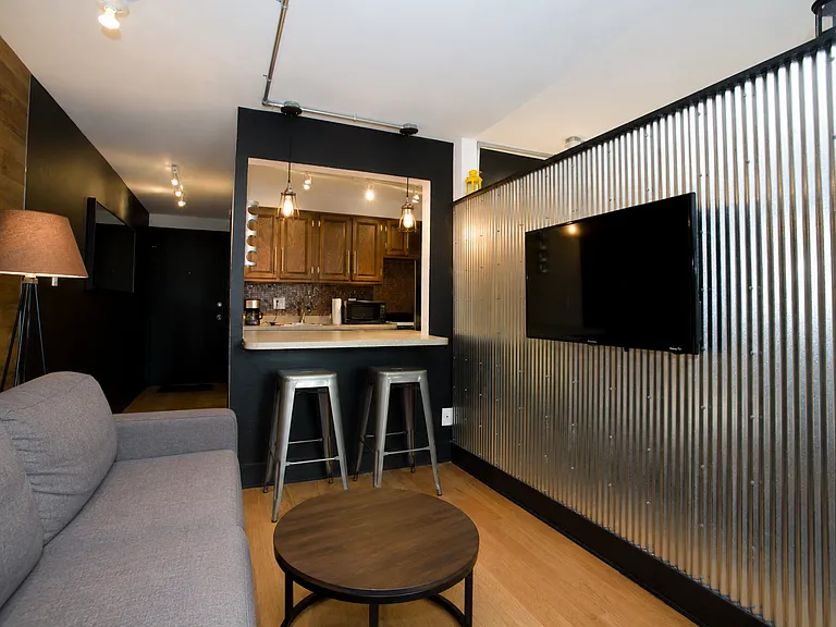 1270 N Marion St #307 — Photo 2