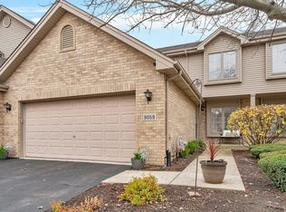 9059 Newcastle Ct, Tinley Park, IL 60487