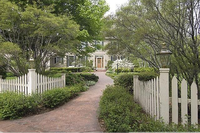 1st image of 903 Nordic Avenue Ct N