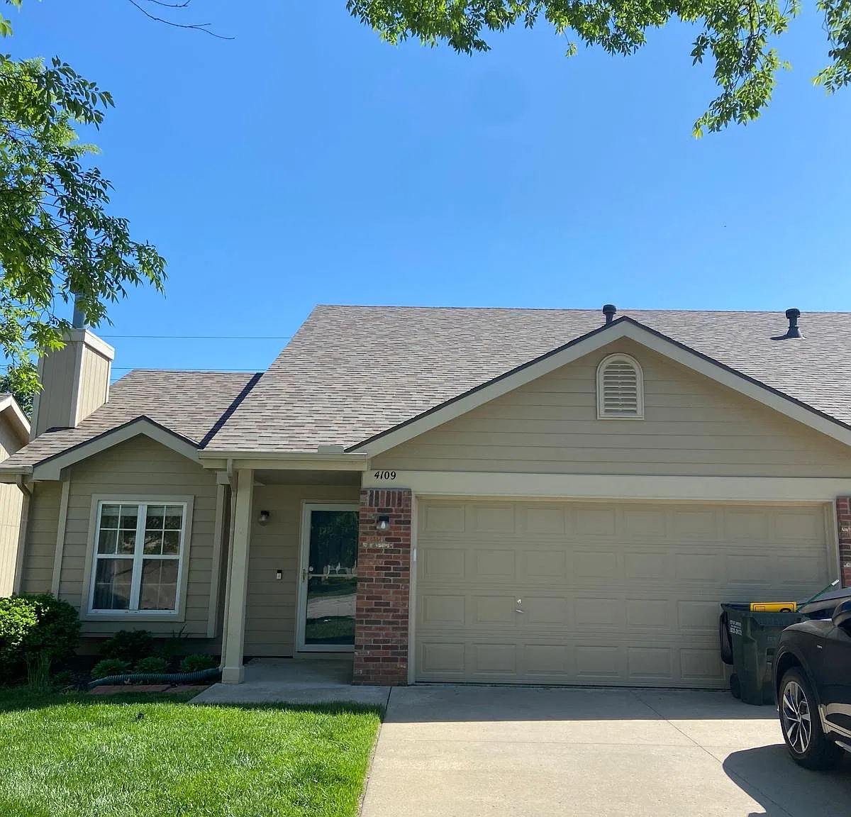 3 bed, 1400 sqft, $2,200 — Photo 1