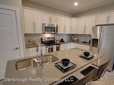 5th image of 256 SE Boulder Ct #7773240