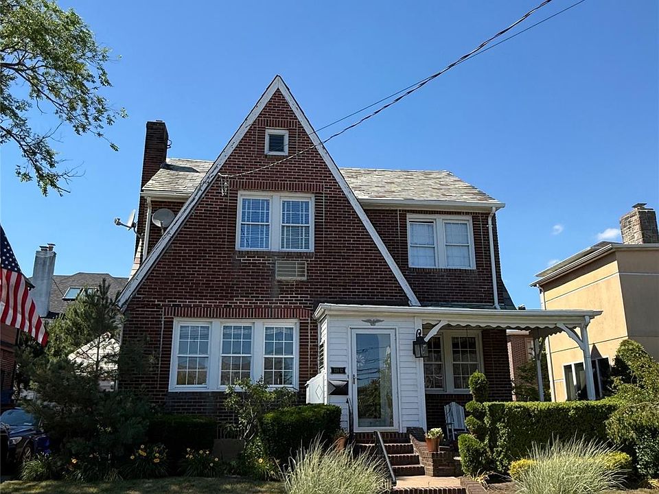 1st image of 13812 Rockaway Beach Boulevard