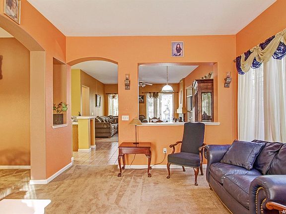 4th image of 1490 Burchell Hill Dr
