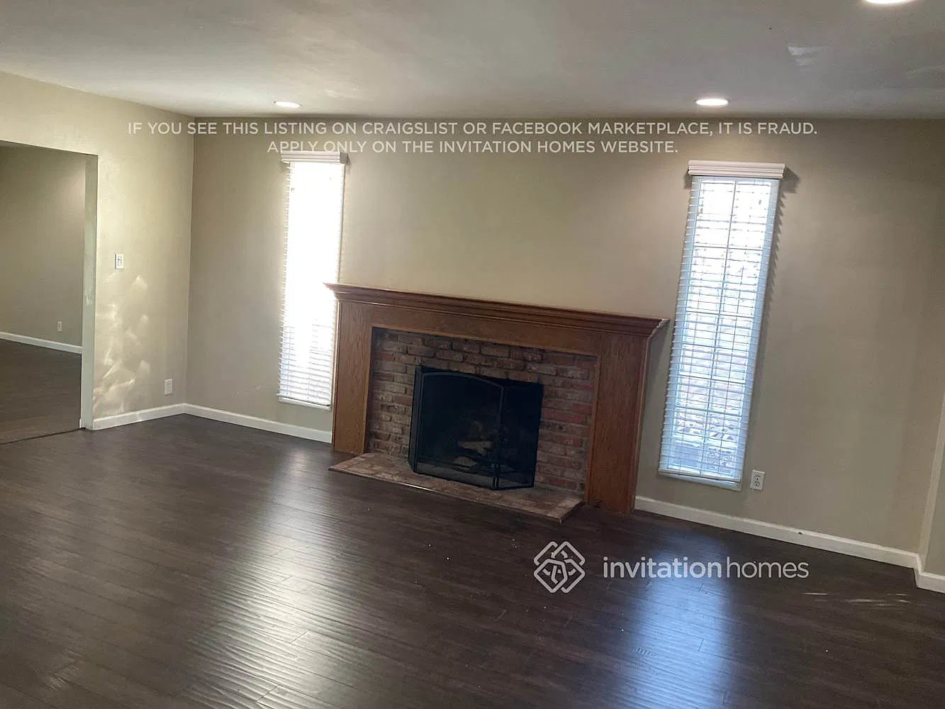 15309 Kingsbury St Mission Hills, CA 91345 — Photo 3