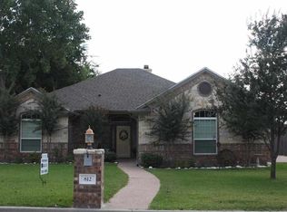 812 Pawnee Trl, Hewitt, TX 76643