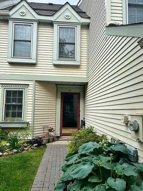 43 Fair Acres Ct — Photo 2
