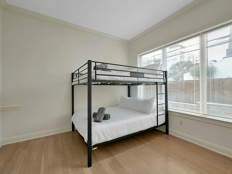 1352 Dorothy St — Photo 13
