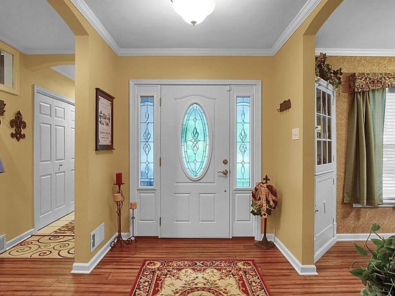 3rd image of 1344 Mary Dr