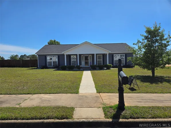 226 Griffith Ln, New Brockton, AL 36351