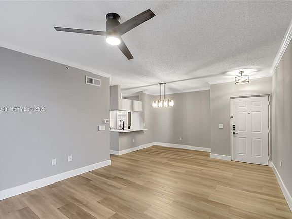 5th image of 2206 Tuscany Way #2206