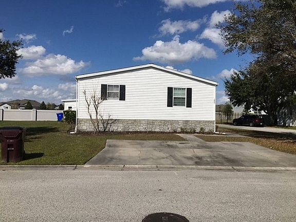 3rd image of 3422 Sedgefield Dr #425