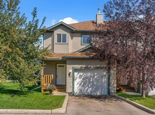 156 Canoe Dr SW #23, Airdrie, AB T4B 2Z3