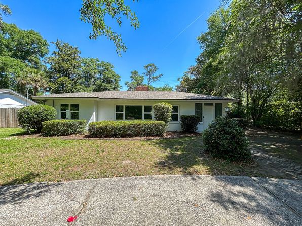 2132 NW 7th Pl
