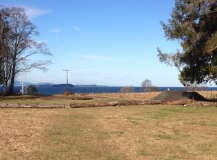 4237 Skallaham Dr, Lummi Island, WA 98262