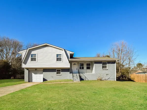 455 Emmett St, Riverdale, GA 30274