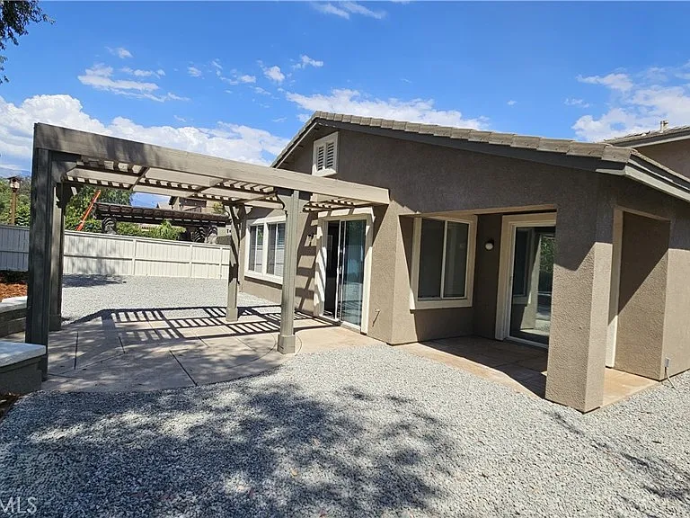 1727 Long Dr — Photo 10