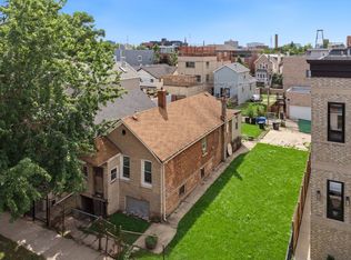 1837 W Ohio St, Chicago, IL 60622
