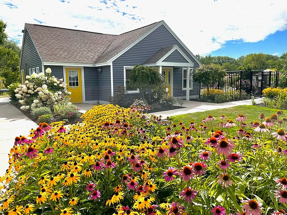 Tamarlane Apartments