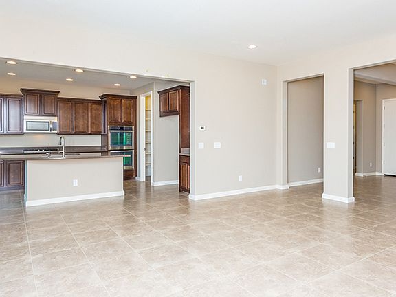 Homesite 214_greatroom