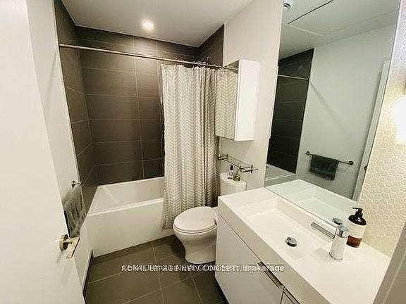 5th image of 33 Helendale Ave #701