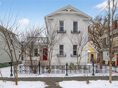 912 N Tioga St, Ithaca, NY, 14850