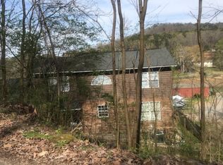 3712 Lindsey Ln, Guntersville, AL 35976