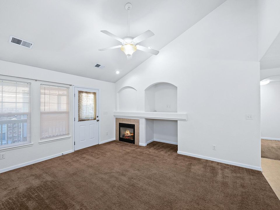 1st image of 3624 Ponderosa Ct