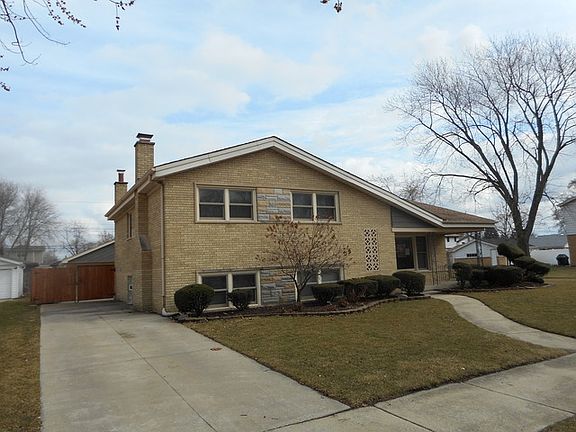 2nd image of 10541 S Kolmar Ave