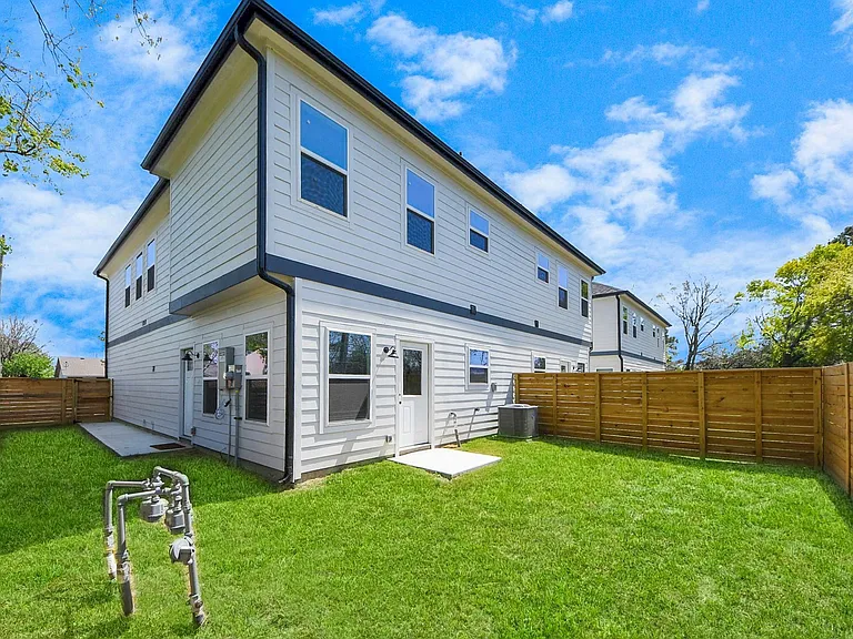 4717 Talina Way #B — Photo 4