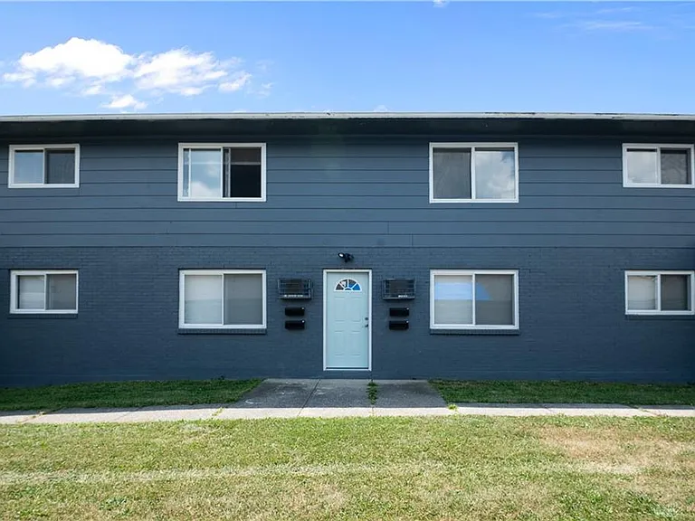 40 S Trenton St #5 — Photo 1