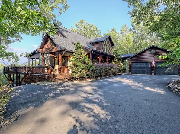13 Spring Ridge Trl, Morganton, GA 30560