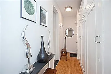 Rented by Barkoff Residential 