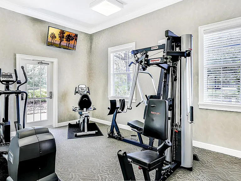 Nantucket Cove Apartments — Photo 10
