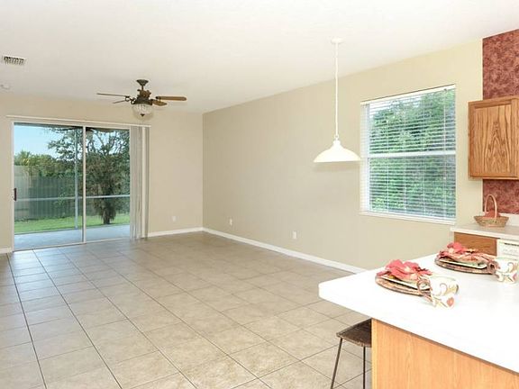 3rd image of 5601 Burnt Branch Cir